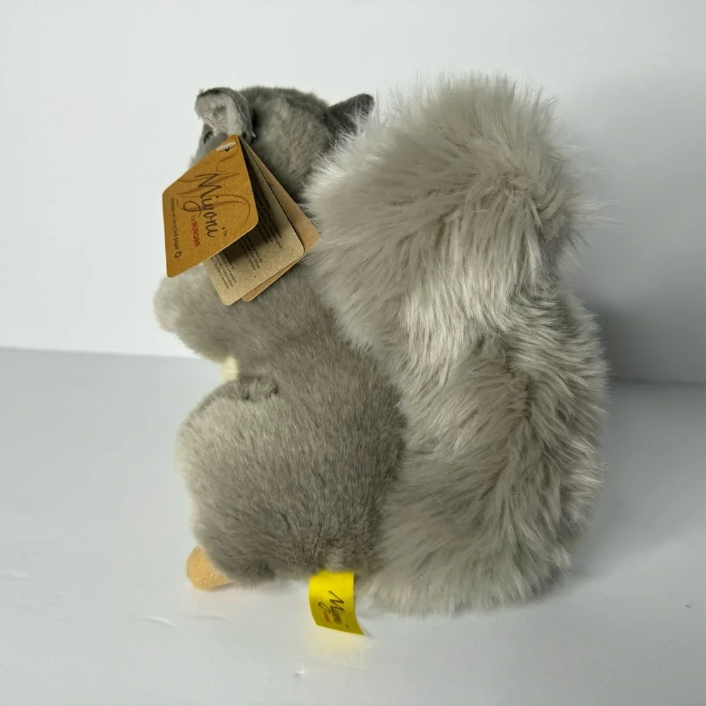 Miyoni by Aurora Gray Squirrel with Acorn Stuffed Animal Plush New with Tags 8”‎